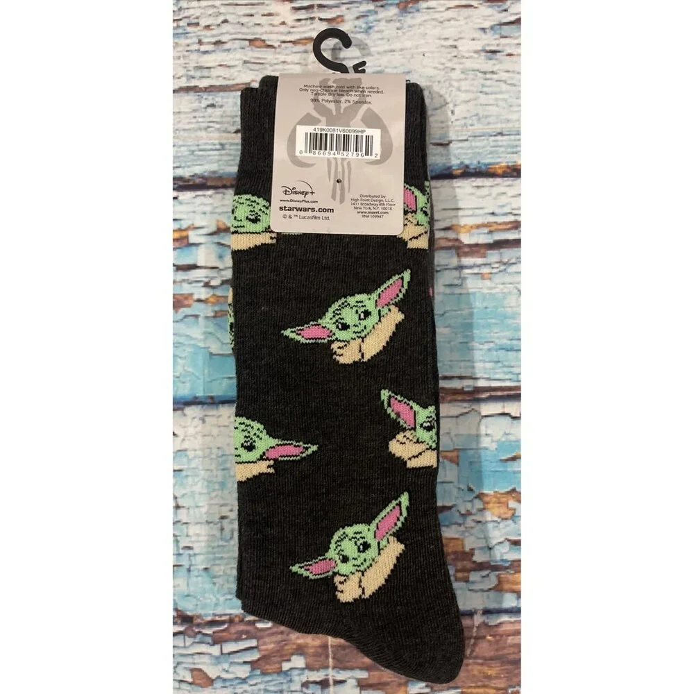 2 PAIR DISNEY Star Wars Adult Crew Socks Mandalorian Baby Yoda THE CHILD‎
